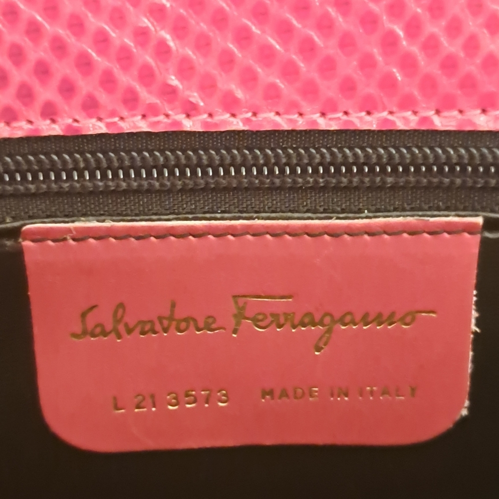 Vintage Salvatore Ferragamo Snakeskin Red Crossbody Bag - Picture 6 of 13